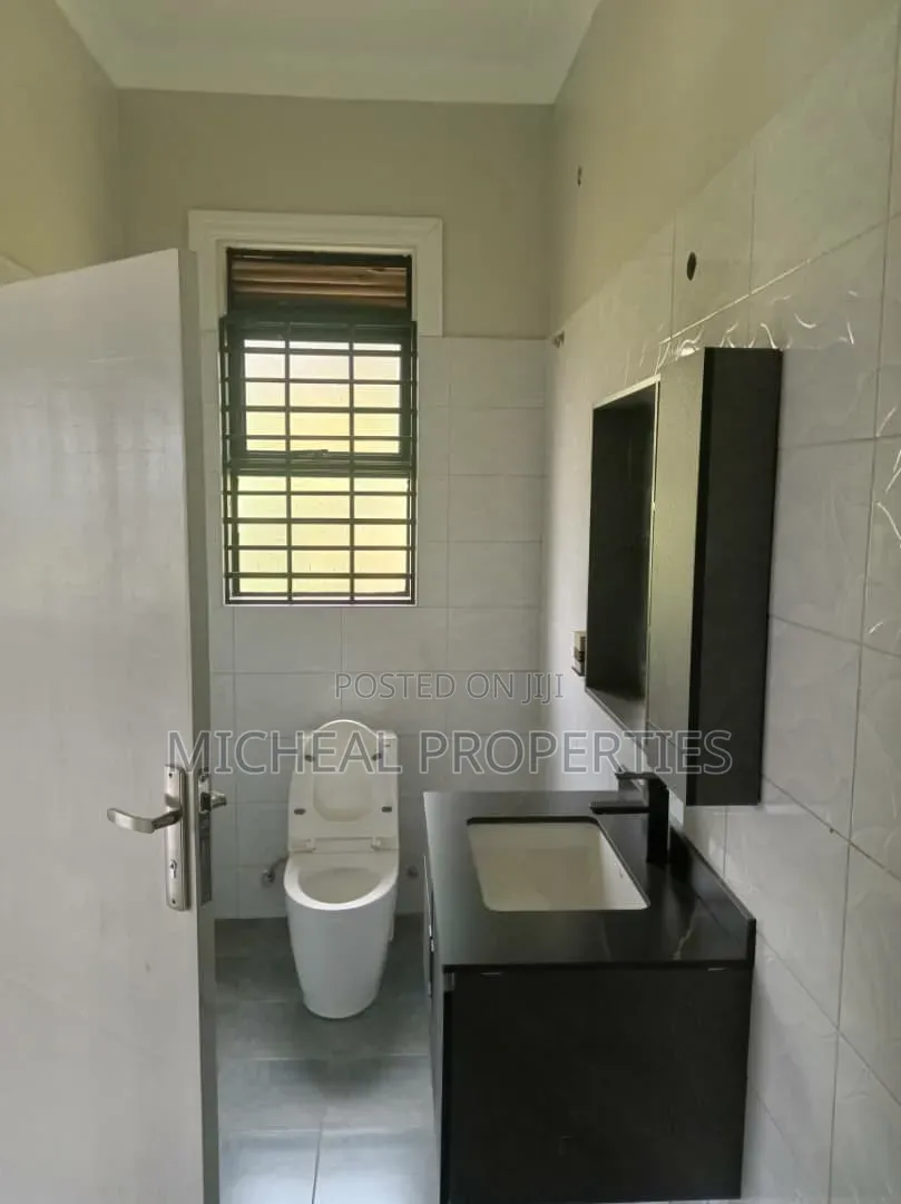 4bdrm House in Namugongo Jinja, Kawempe for sale
