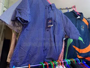 Shortsleeved Shirts