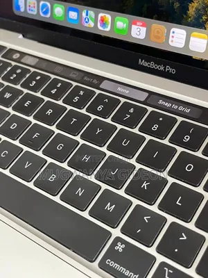 Laptop Apple MacBook Pro 2020 16GB Intel Core i5 SSD 512GB