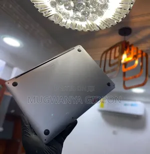 Laptop Apple MacBook Pro 2019 16GB Intel Core i7 SSD 256GB