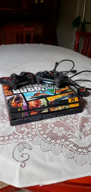 PS4 Pro ( Gaming HDR Support)