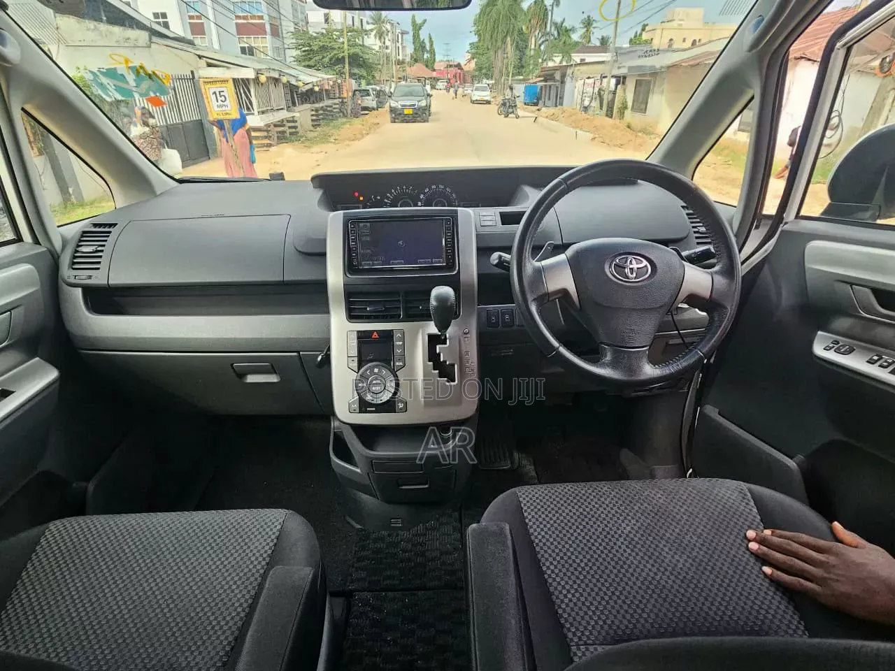 Toyota Noah 2008 White