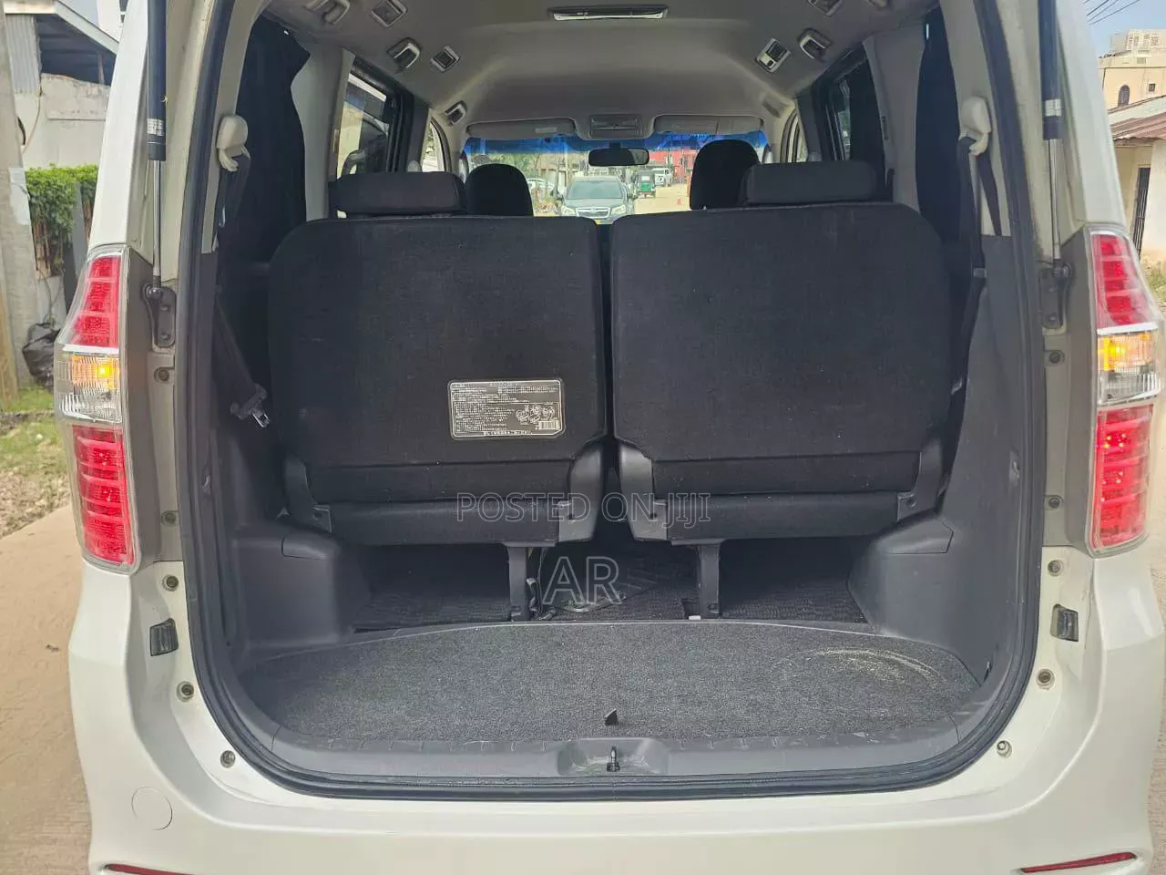 Toyota Noah 2008 White