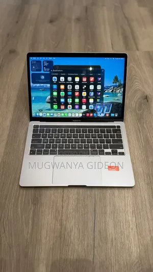 Laptop Apple MacBook Pro 2017 8GB Intel Core i5 SSD 256GB