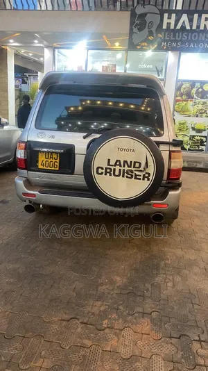 Toyota Land Cruiser 90 Automatic 2002 Silver