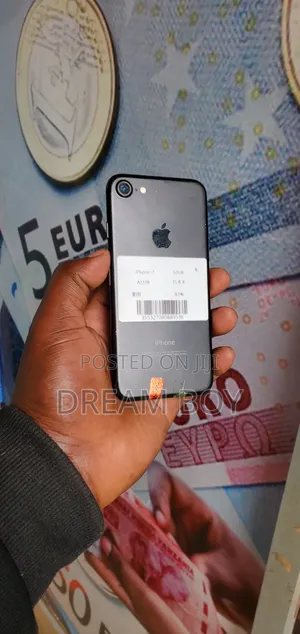 Apple iPhone 7 32 GB Black