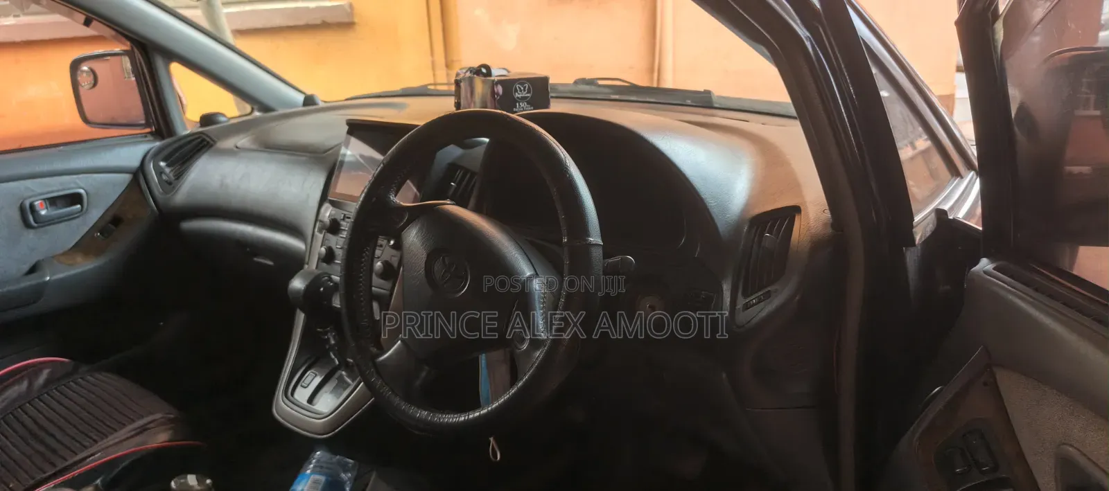 Toyota Harrier 1999 Black