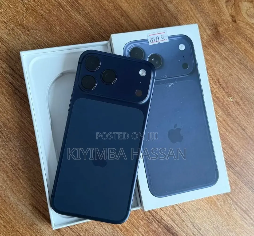 New Apple iPhone 17 Pro Max 256 GB Blue