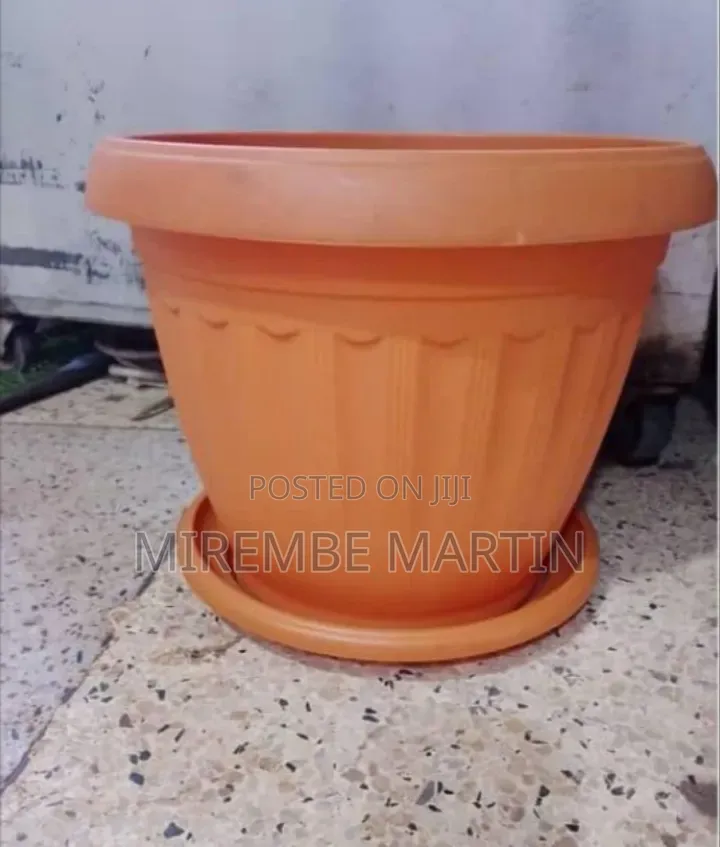 Plastic Planter Pot With BaseBrick Color, for Planting and Home Decor