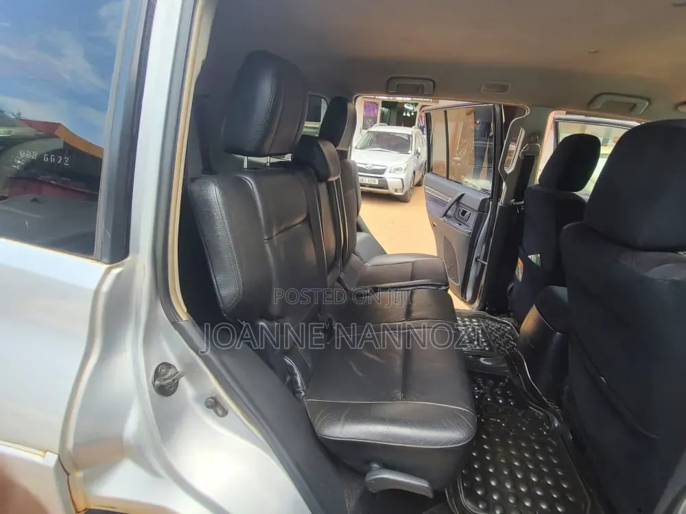 Mitsubishi Pajero 2008 Silver