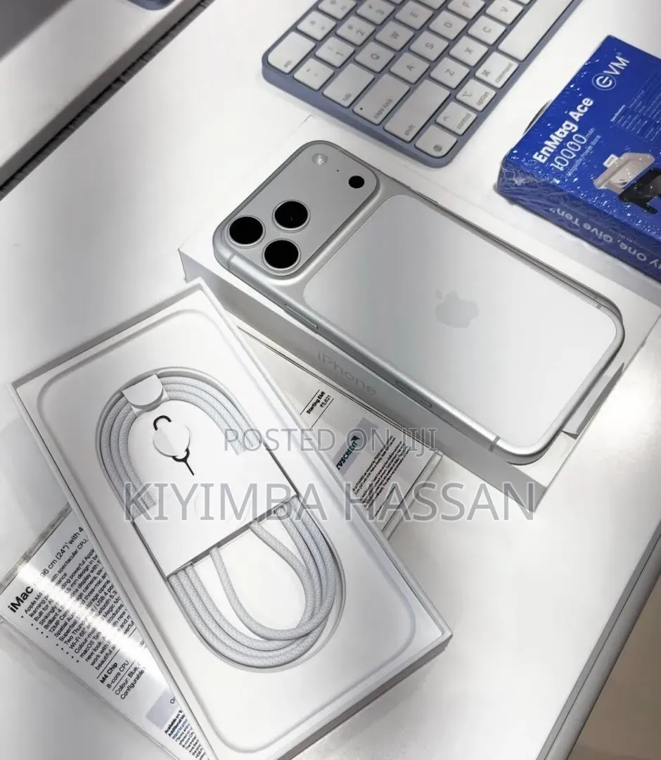 New Apple iPhone 17 Pro Max 1 TB Silver