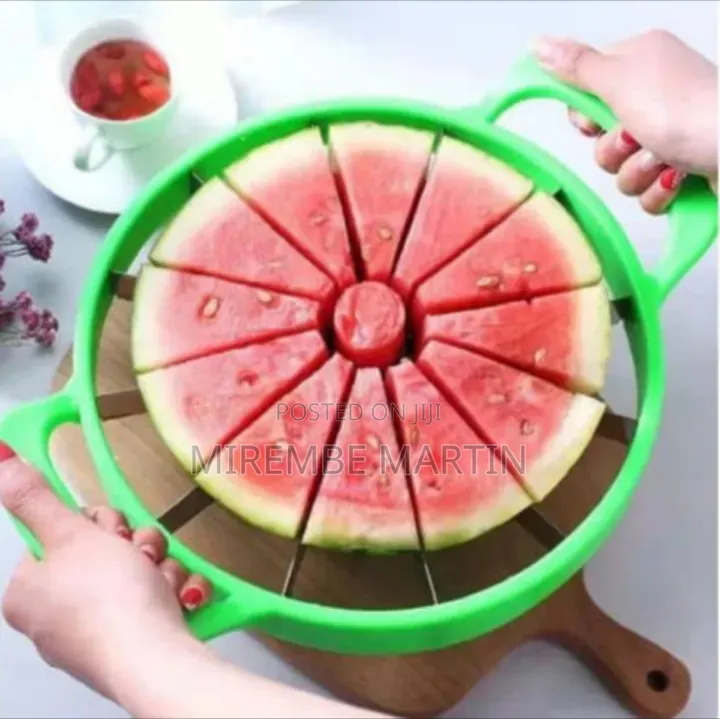 Watermelon Melon Slicer Cutter and Peeler, Made of Corer