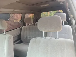 Toyota Noah 2001 Silver