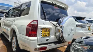 Mitsubishi Pajero 2007 White