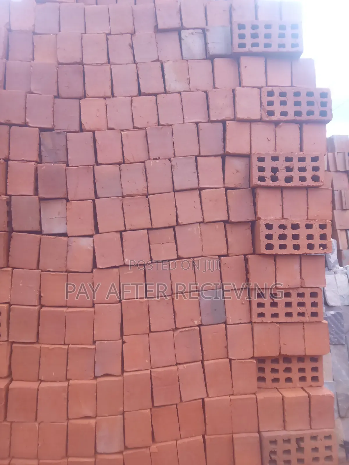 Selecte Bricks Pure Red