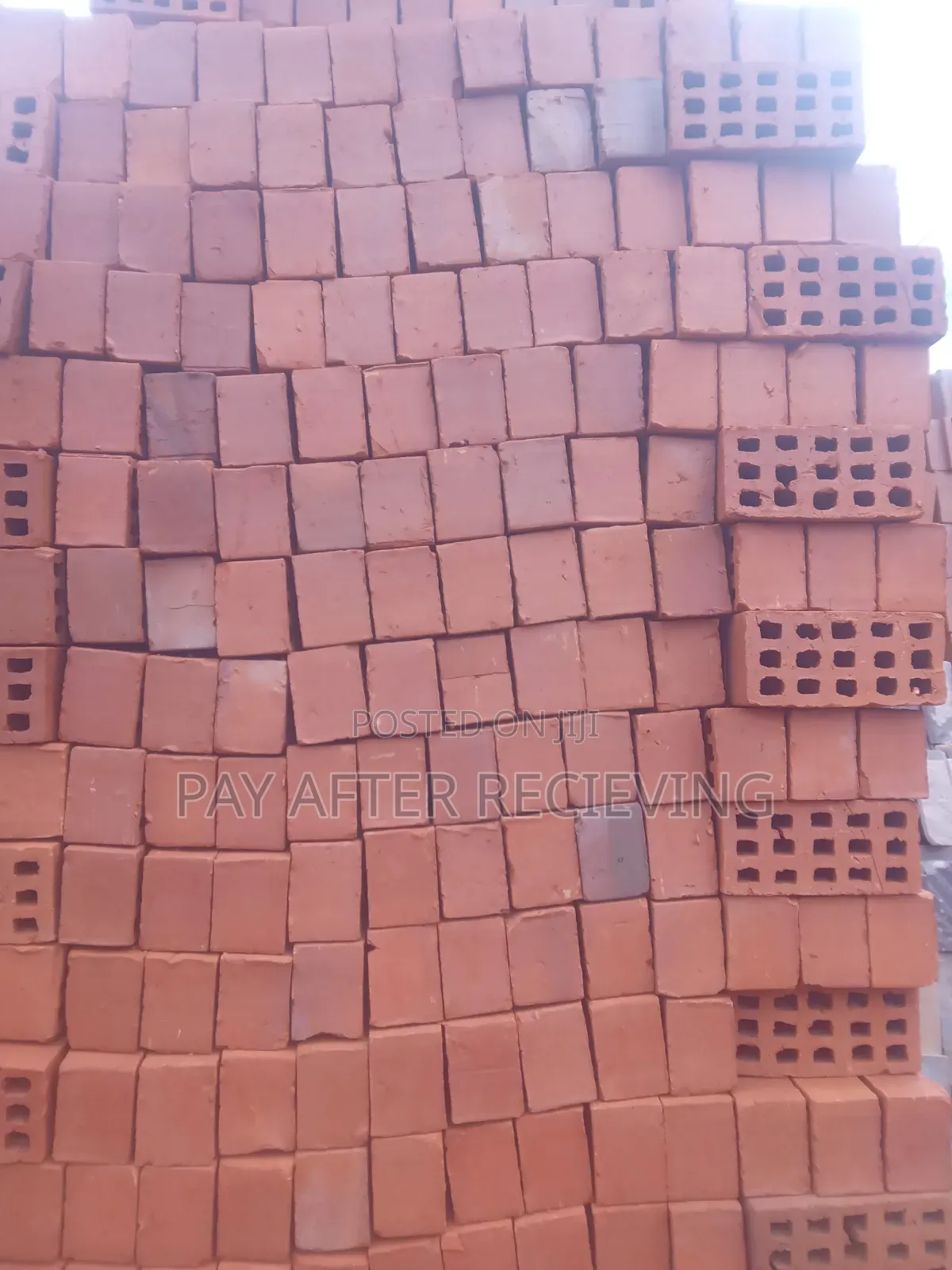 Selecte Bricks Pure Red