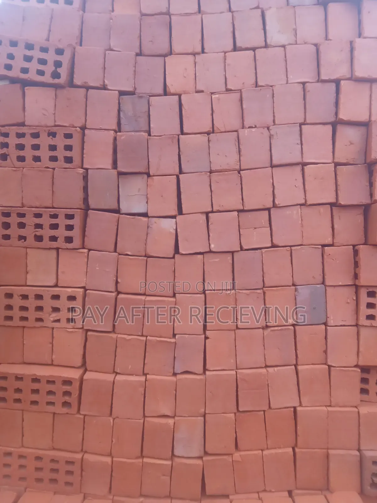 Selecte Bricks Pure Red