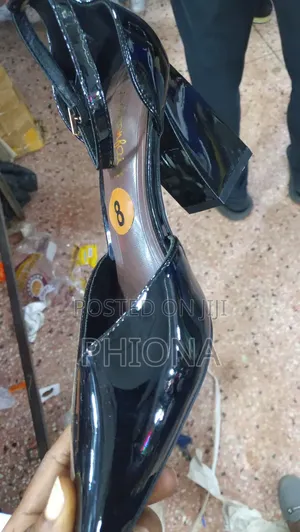 Ladies Middle Opened Block Sole