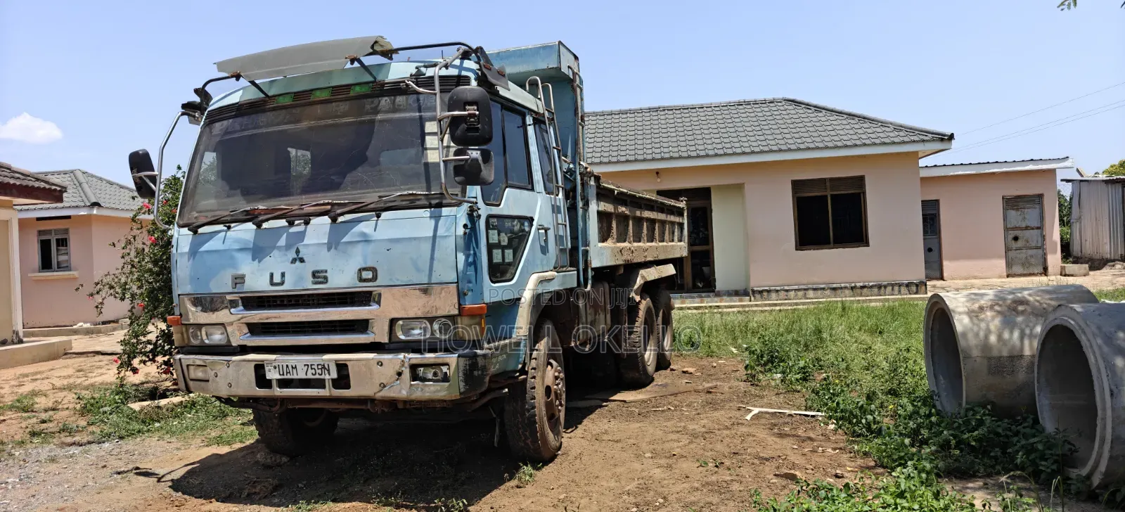 FUSO Tipper