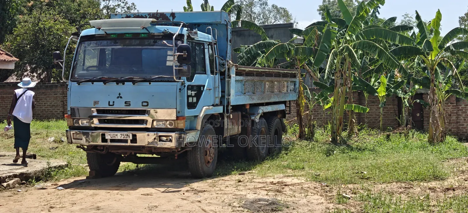 FUSO Tipper