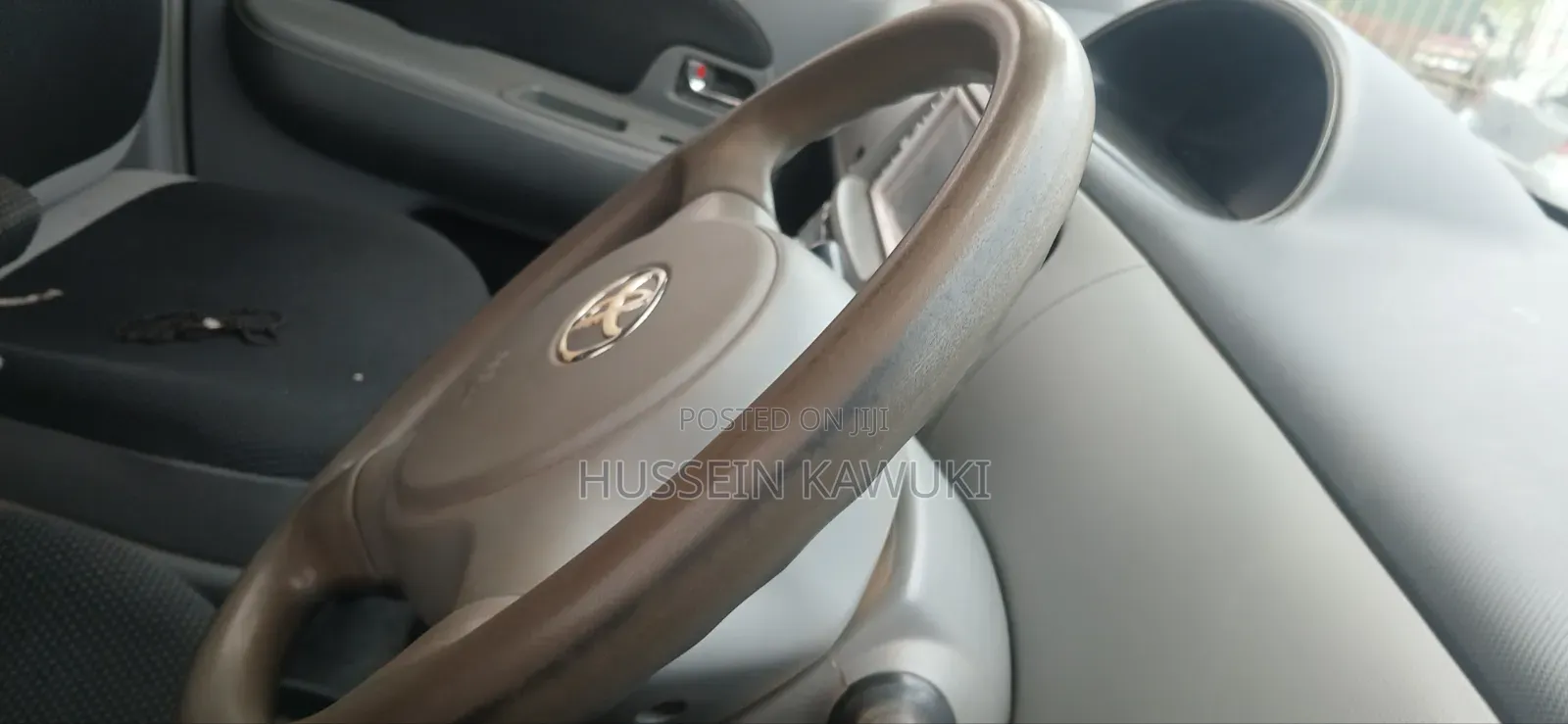 Toyota Sienta 2007 White