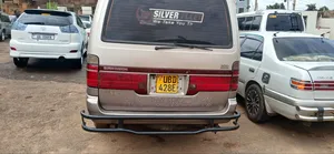 Toyota HiAce 2003 Silver