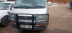 Toyota HiAce 2003 Silver