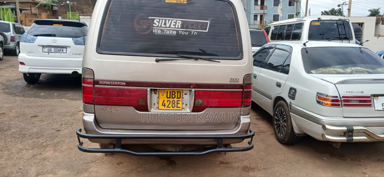 Toyota HiAce 2003 Silver