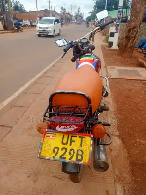 Bajaj Boxer 2023 Red