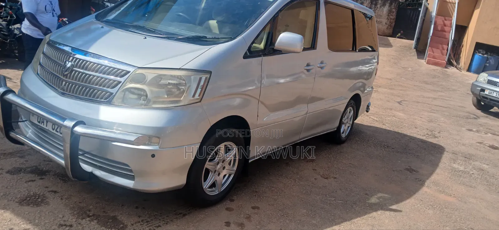 Toyota Alphard 2.4 Petrol AWD 2007 Silver