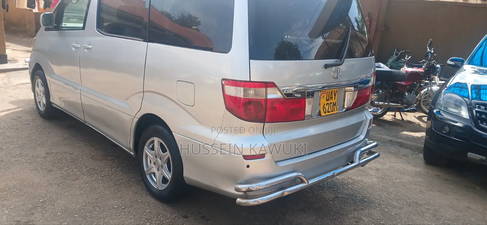 Toyota Alphard 2.4 Petrol AWD 2007 Silver