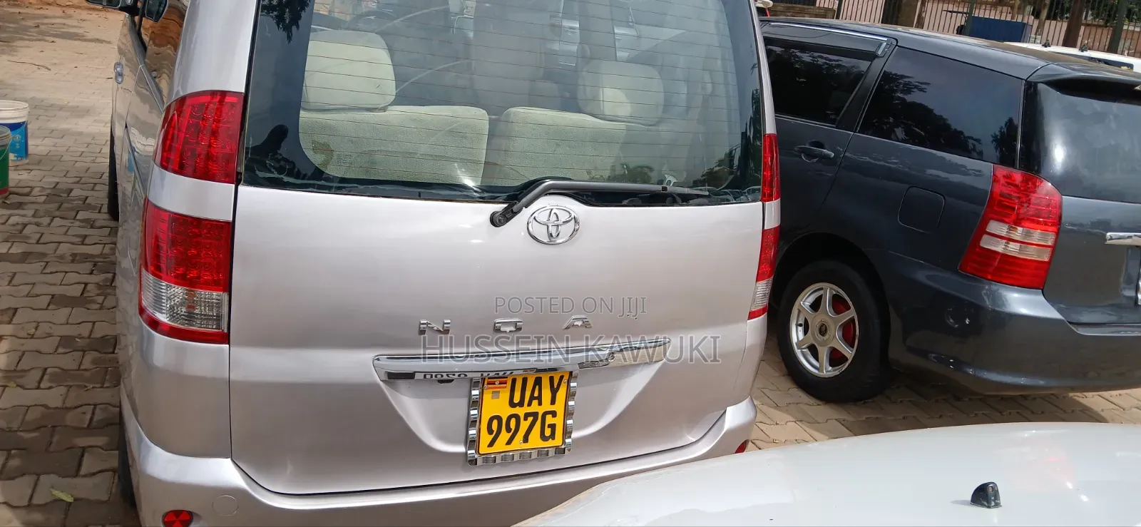 Toyota Noah 2005 Gray