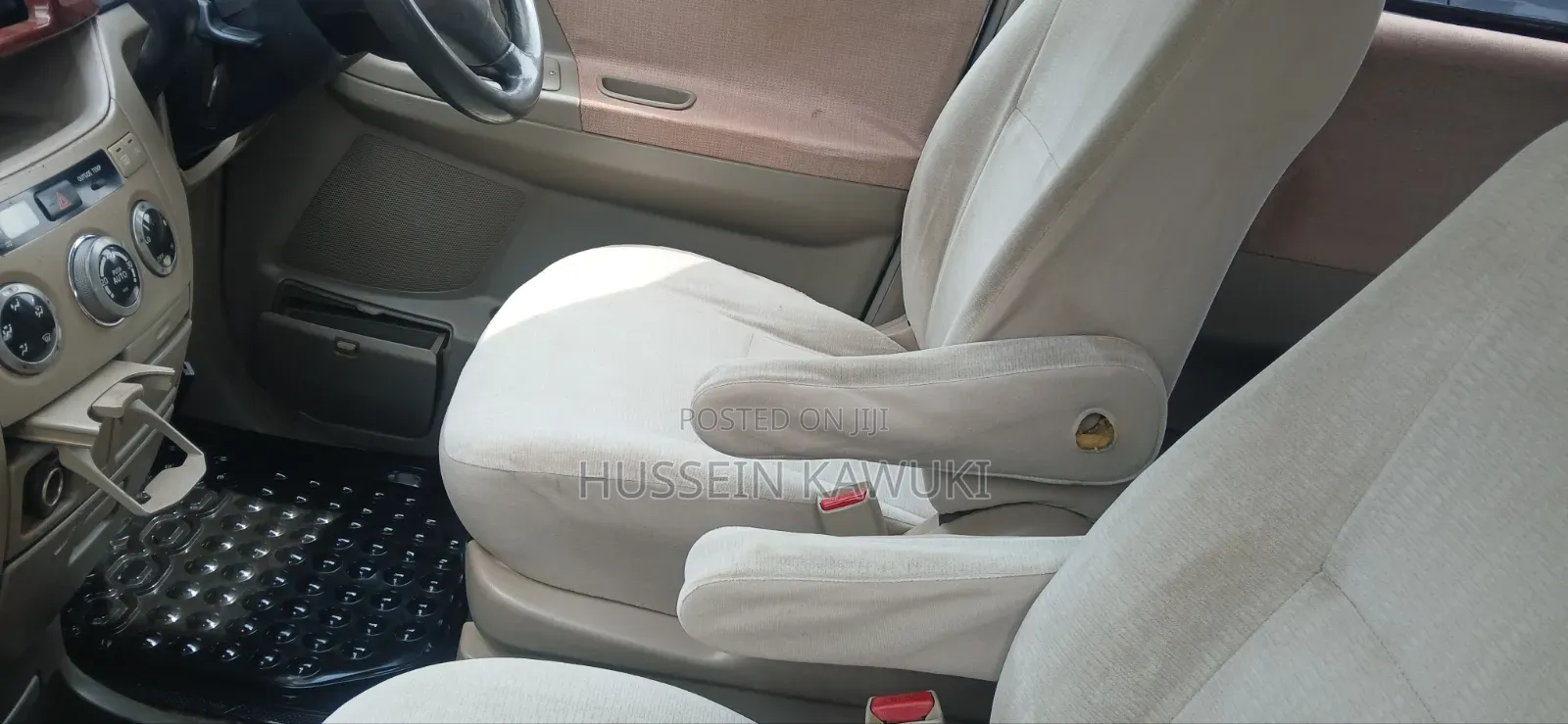 Toyota Noah 2005 Gray