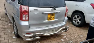 Toyota Raum 2006 Silver