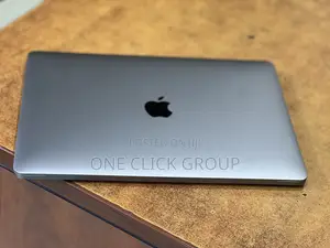 Laptop Apple MacBook Pro 2016 8GB Intel Core i5 SSHD (Hybrid) 256GB