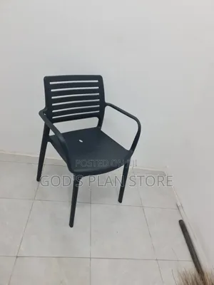 Ambra Plastic Chairs Plastic Chairs