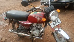 Bajaj Boxer 100 2020 Red