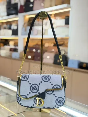 Designer Patterned Flap Shoulder Bag With Gold Chain Accents