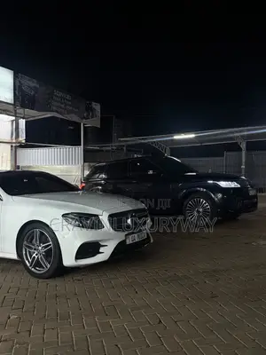 Range Rover Sport and Benz E-Class Available for Hire