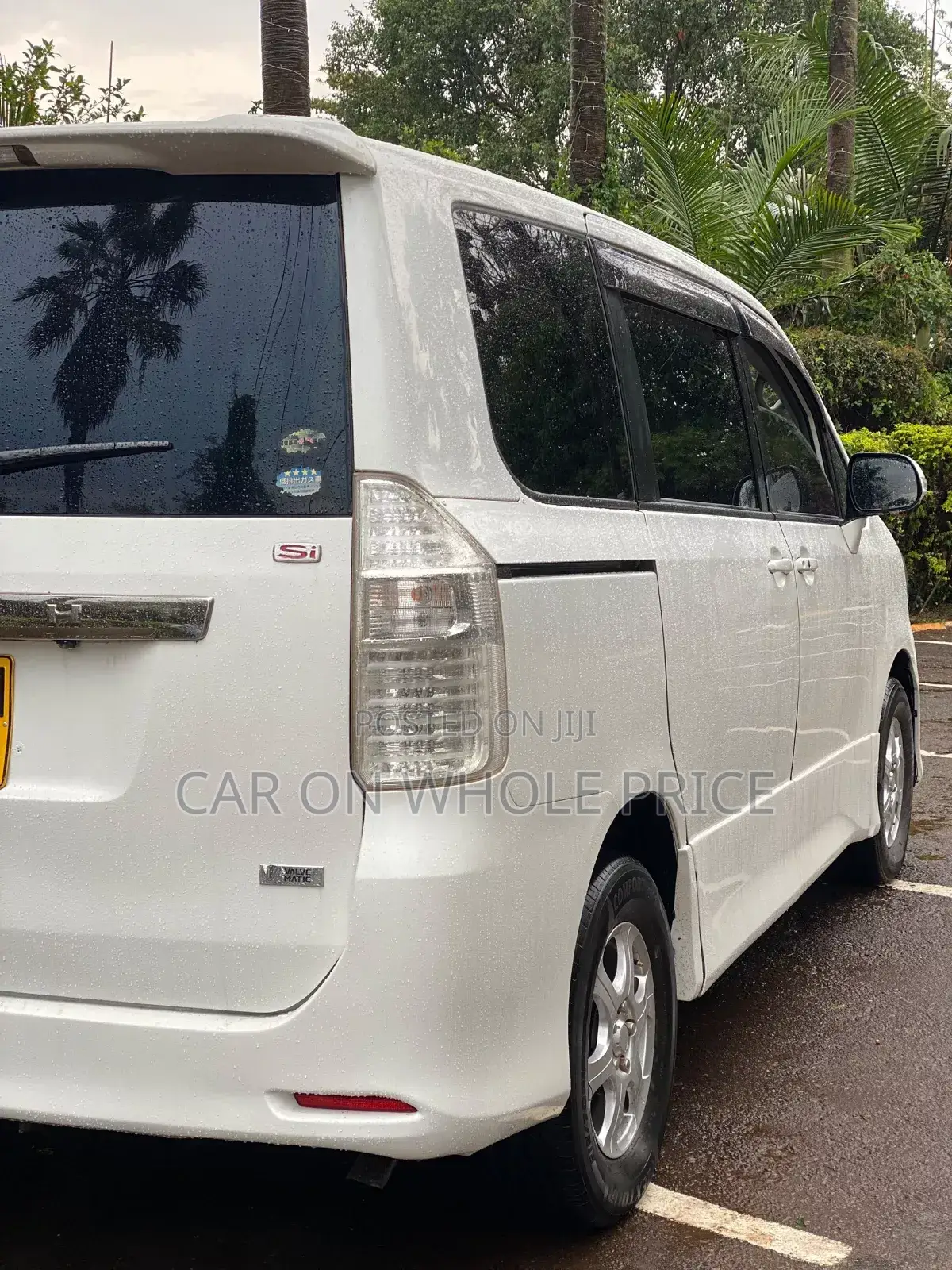 Toyota Noah 2008 White