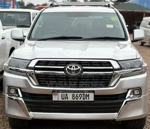 Toyota Land Cruiser 4.5 V8 TD GX-R 2011 Silver