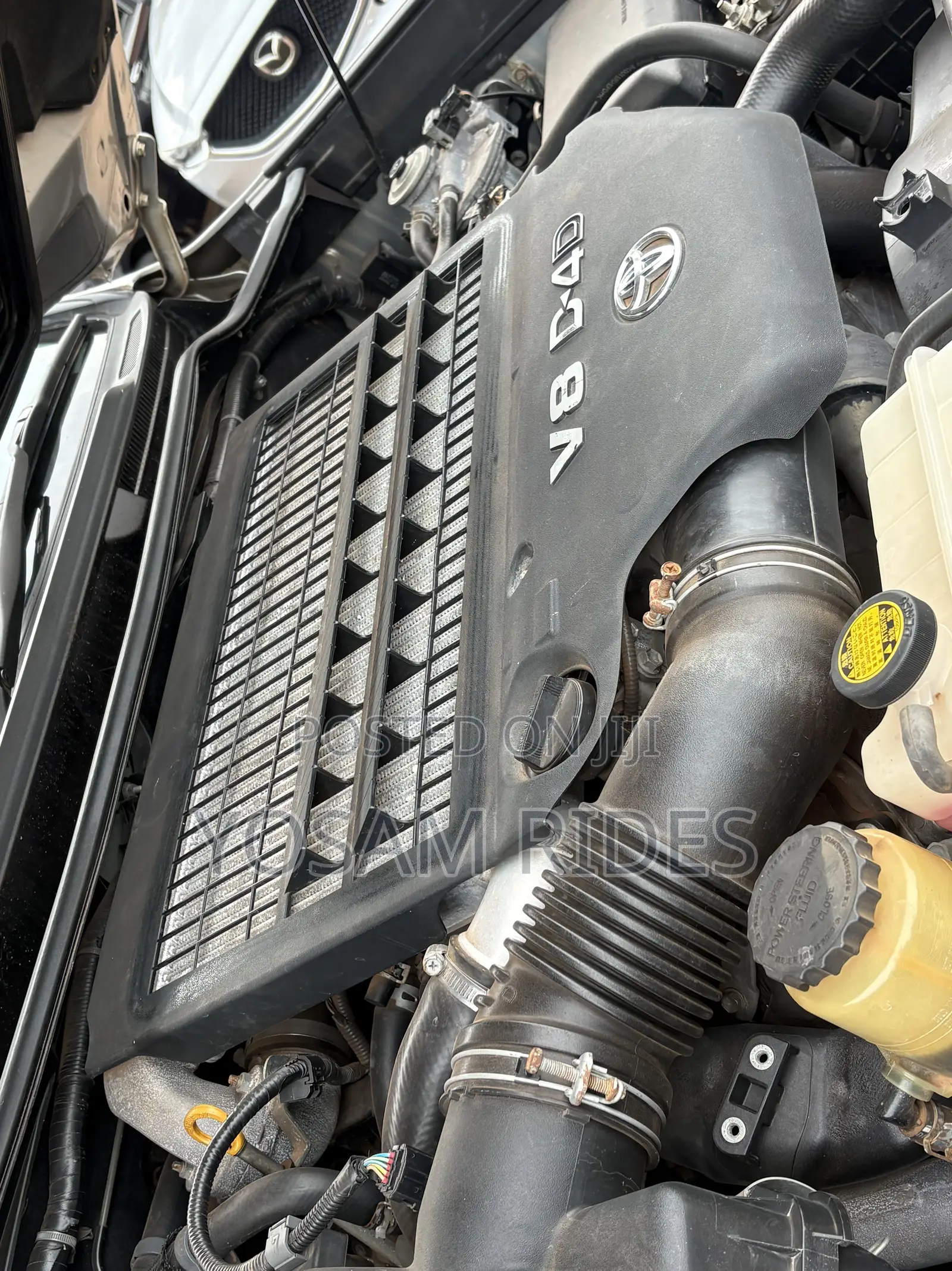 Toyota Land Cruiser 4.5 V8 TD GX-R 2011 Silver