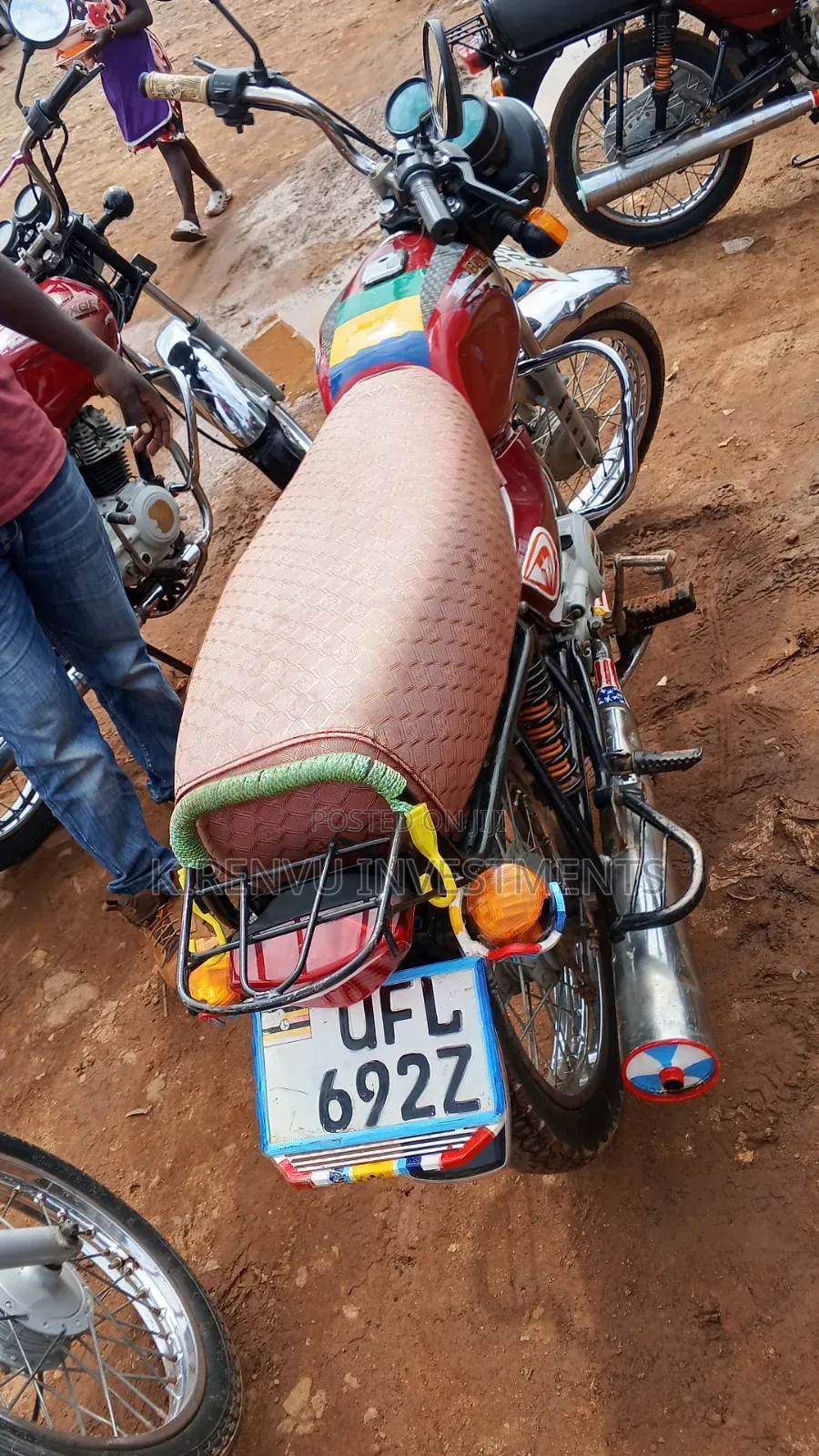 Bajaj Boxer 100 2020 Red