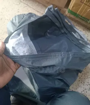 Car Cover Premio 2002/18