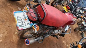 Bajaj Boxer 100 2019 Red