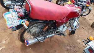 Bajaj Boxer 100 2019 Red