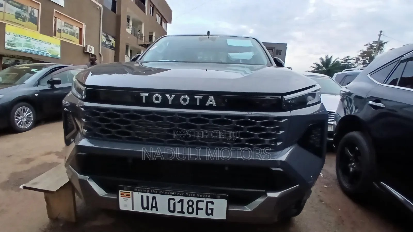 Toyota Hilux 2026 Blue