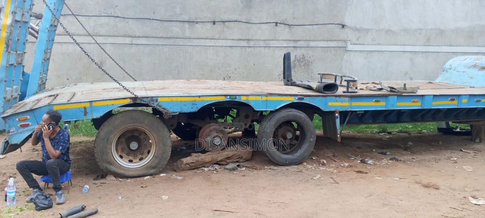 Low Bed Machine Trailer