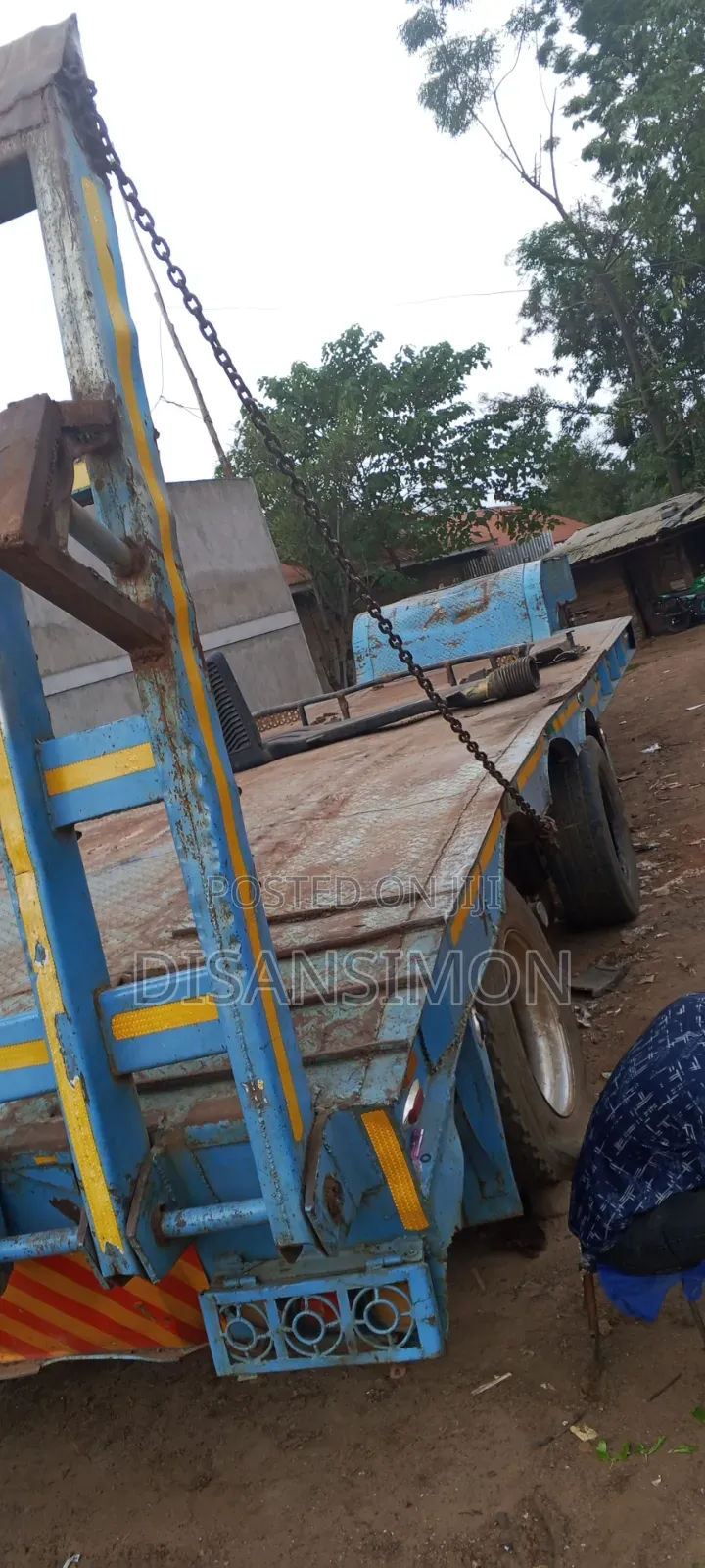 Low Bed Machine Trailer