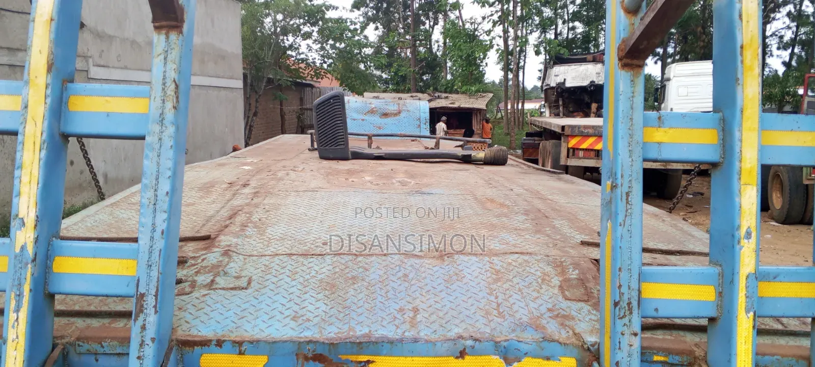Low Bed Machine Trailer